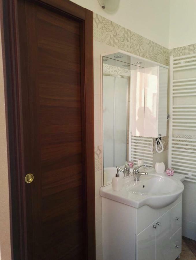 Bed and Breakfast Il Grillo Parlante Surbo Экстерьер фото